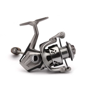 Zander Special 4000 Angelrolle auf weißem Hintergrund