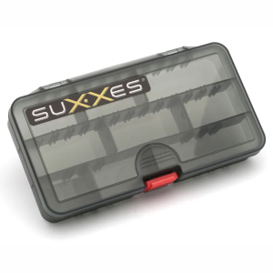 Zubehör-Box S: Angelkoffer mit variablen Einteilern, 13,5x7,5x3cm, durchsichtigem Deckel und rotem Verschluss