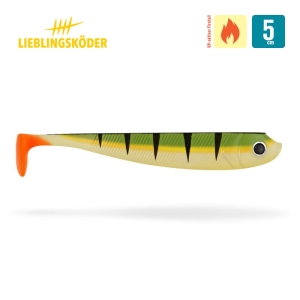 Der Weichplastik-Angelköder Charly 5cm hat einen gelb-grünen Körper mit schwarzen Streifen, einen orangefarbenen Schwanz und ein realistisches Fischauge. Auf der Verpackung stehen "Lieblingsköder", ein Feuersymbol und "5 cm" in der oberen rechten Ecke.