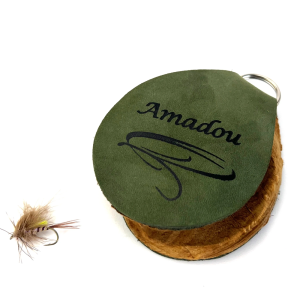 Amadou Supreme Fliegentrockner: Leder Fliegen Trockner mit Schlüsselanhänger und Fliege