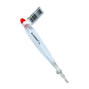 Crystal Specimen Pose 8g: Angelpose mit roter Spitze und transparentem Körper.