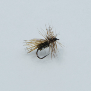 Peacock Caddis 14: Fliegenfischen Köder mit Pfauenfedern